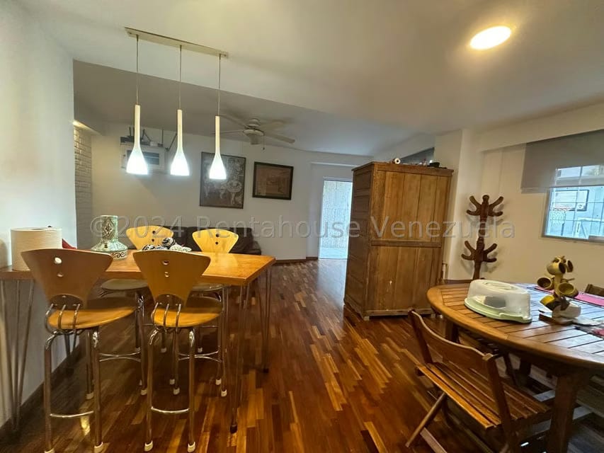 Casa (Multipes Niveles) en Venta en Colinas de Bello Monte, Distrito Metropolitano - 56