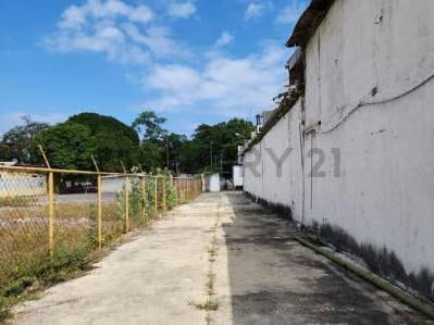 Local comercial en venta en Puerto la Cruz, Anzoátegui - 9