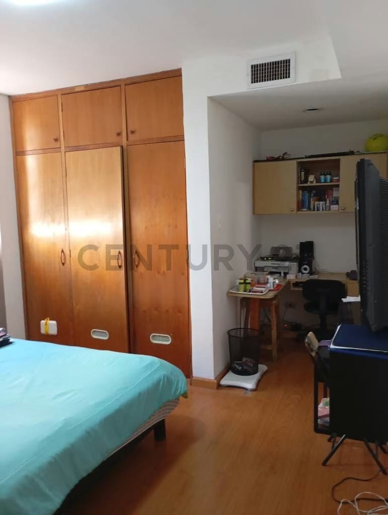 Amplia Casa, con fines residencial y comercial. - 26