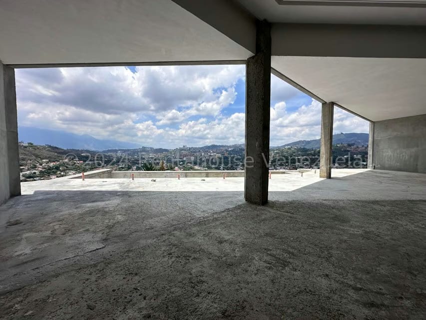 Casa (1 Nivel) en Venta en Prados del Este, Distrito Metropolitano - 21