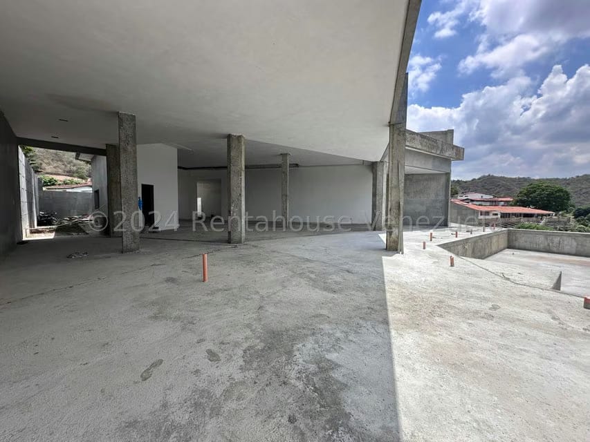 Casa (1 Nivel) en Venta en Prados del Este, Distrito Metropolitano - 26