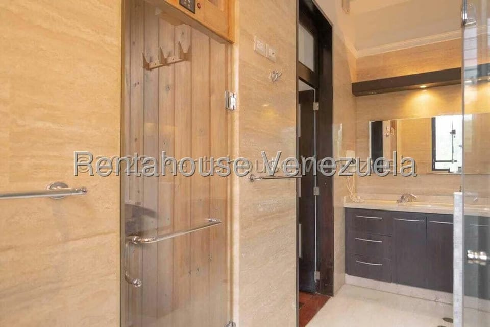 Apartamento (Penthouse) en Venta en La Lagunita Country Club, Distrito Metropolitano - 21
