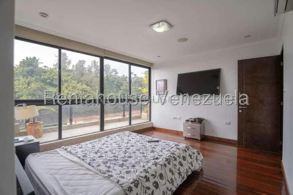 Apartamento (Penthouse) en Venta en La Lagunita Country Club, Distrito Metropolitano - 23