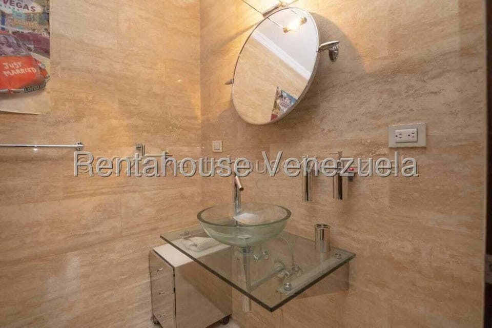 Apartamento (Penthouse) en Venta en La Lagunita Country Club, Distrito Metropolitano - 27
