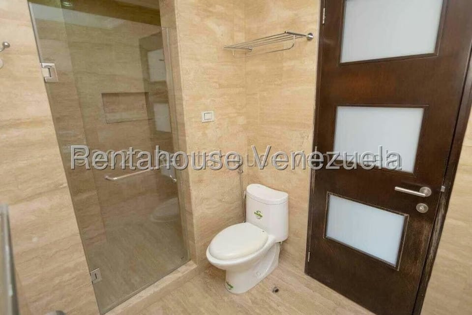 Apartamento (Penthouse) en Venta en La Lagunita Country Club, Distrito Metropolitano - 31