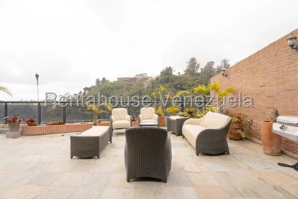 Apartamento (Penthouse) en Venta en La Lagunita Country Club, Distrito Metropolitano - 37