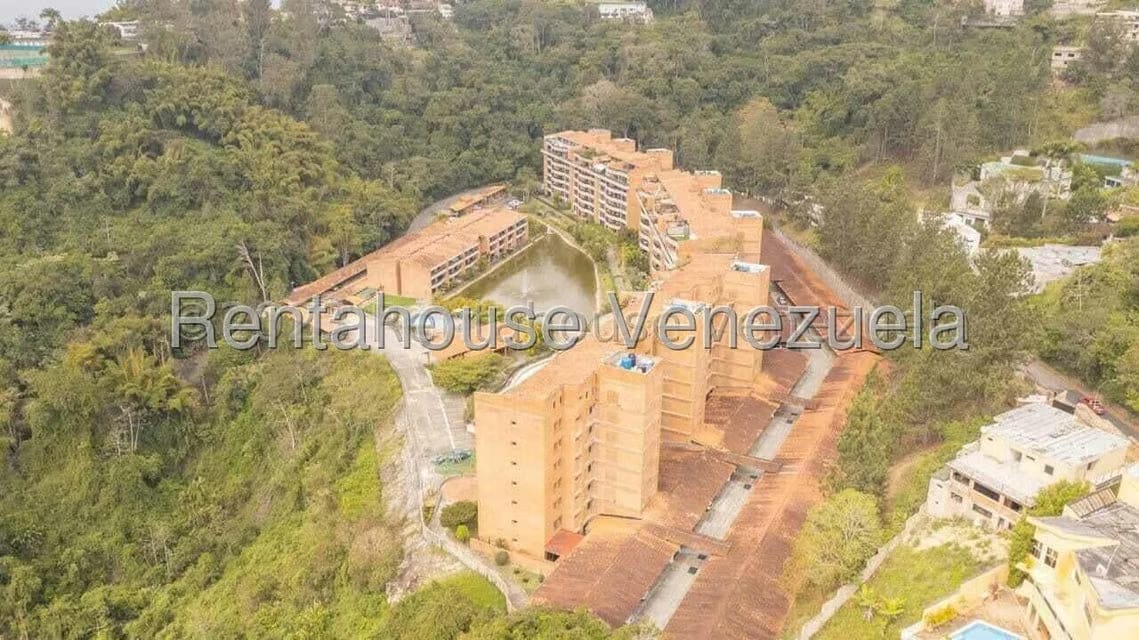 Apartamento (Penthouse) en Venta en La Lagunita Country Club, Distrito Metropolitano - 40