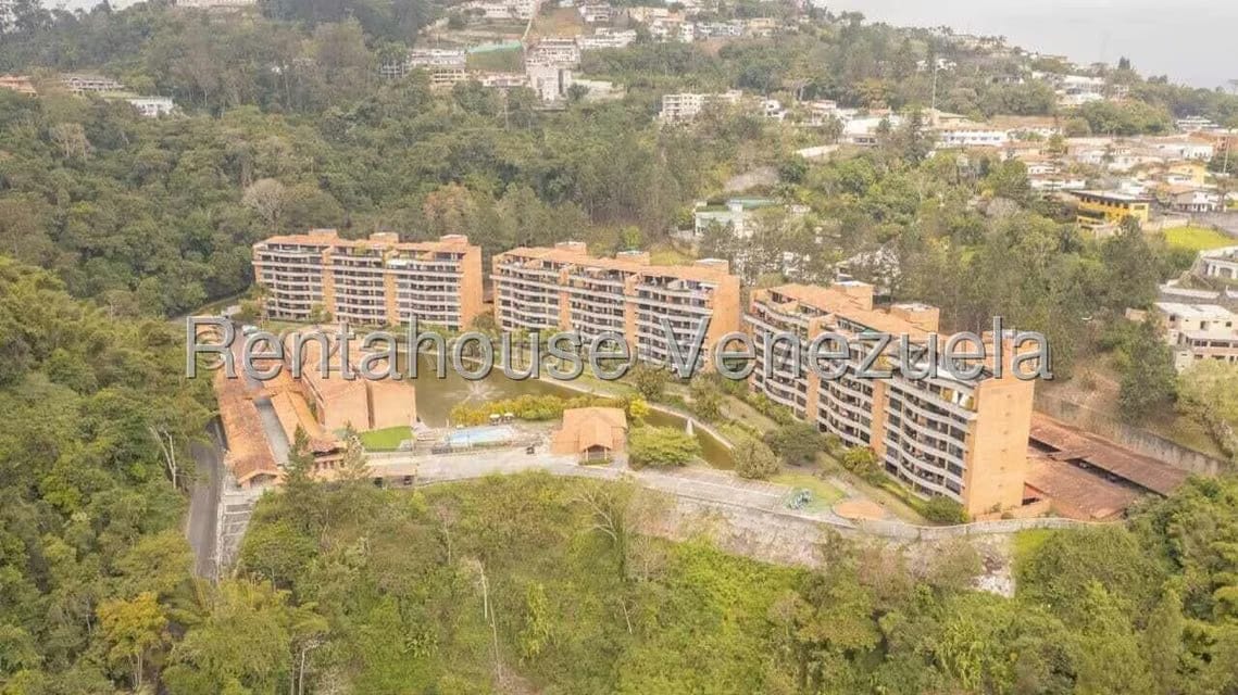 Apartamento (Penthouse) en Venta en La Lagunita Country Club, Distrito Metropolitano - 41