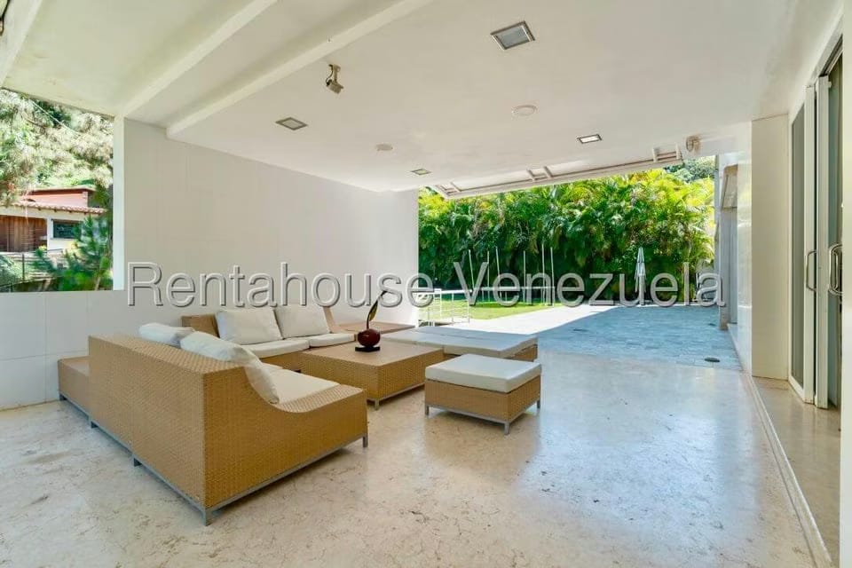 Casa (Multipes Niveles) en Venta en La Lagunita Country Club, Distrito Metropolitano - 17