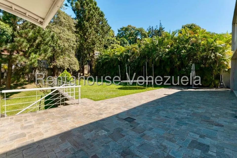 Casa (Multipes Niveles) en Venta en La Lagunita Country Club, Distrito Metropolitano - 23
