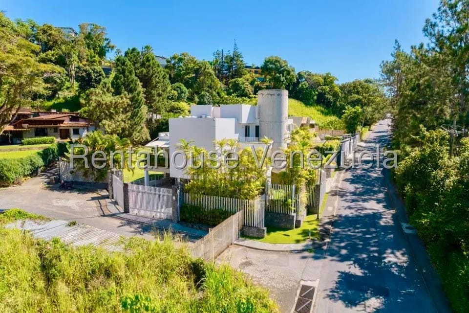 Casa (Multipes Niveles) en Venta en La Lagunita Country Club, Distrito Metropolitano - 42