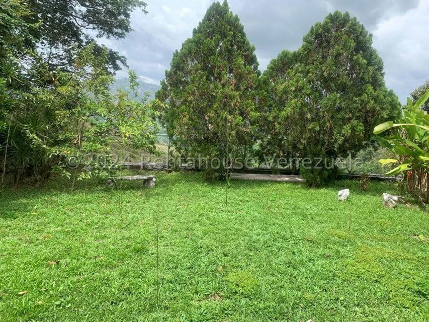 Casa (Multipes Niveles) en Venta en La Lagunita Country Club, Distrito Metropolitano - 23