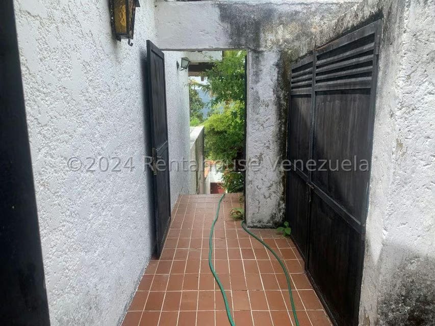 Casa (Multipes Niveles) en Venta en La Lagunita Country Club, Distrito Metropolitano - 25