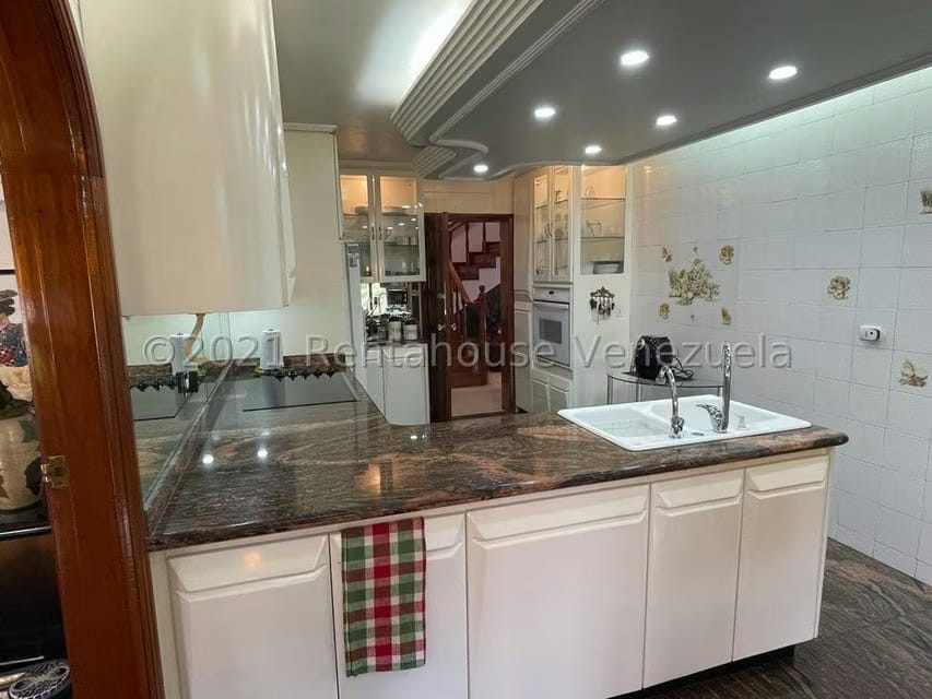 Casa (1 Nivel) en Venta en Colinas de Santa Monica, Distrito Metropolitano - 16