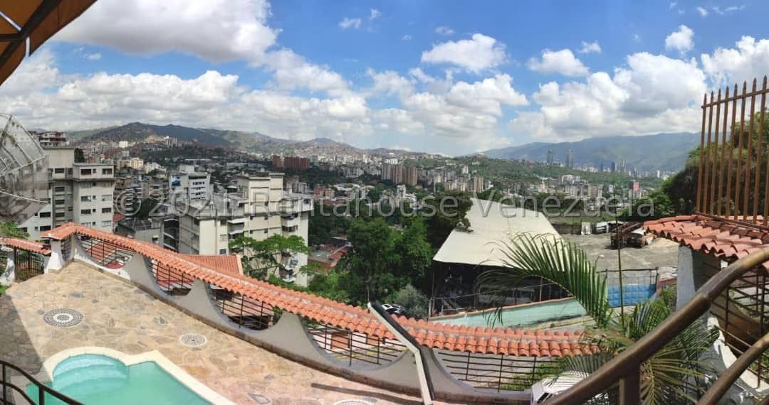 Casa (1 Nivel) en Venta en Colinas de Santa Monica, Distrito Metropolitano - 18