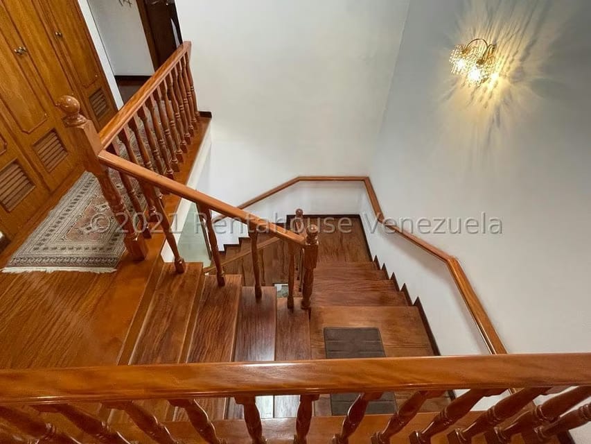 Casa (1 Nivel) en Venta en Colinas de Santa Monica, Distrito Metropolitano - 32