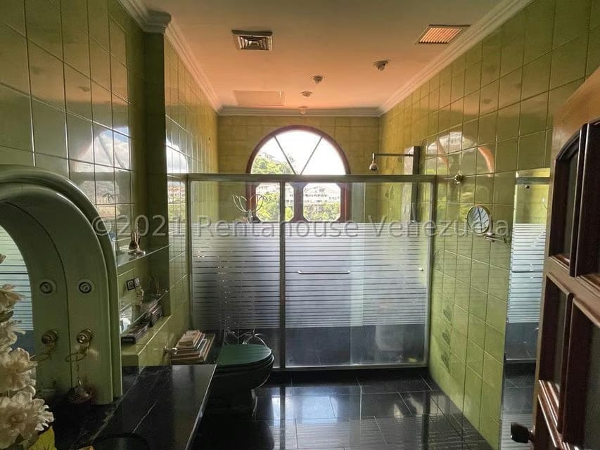 Casa (1 Nivel) en Venta en Colinas de Santa Monica, Distrito Metropolitano - 37