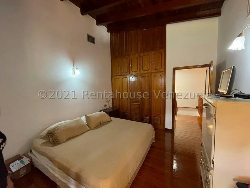 Casa (1 Nivel) en Venta en Colinas de Santa Monica, Distrito Metropolitano - 39