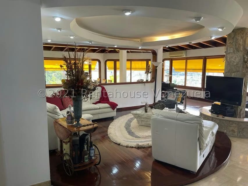Casa (1 Nivel) en Venta en Colinas de Santa Monica, Distrito Metropolitano - 8