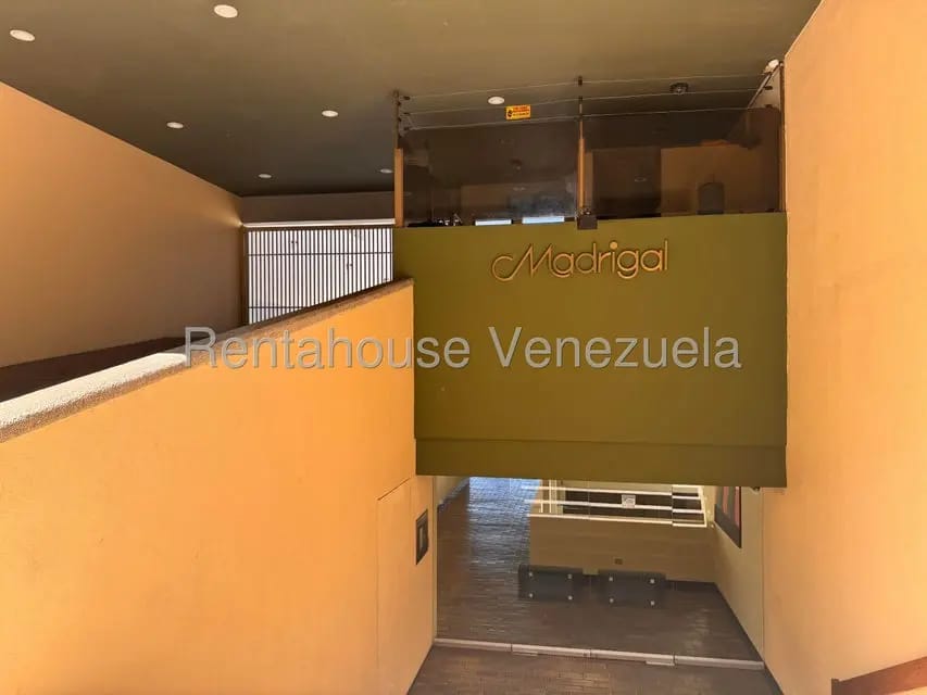 Apartamento (1 Nivel) en Alquiler en Colinas de Bello Monte, Distrito Metropolitano