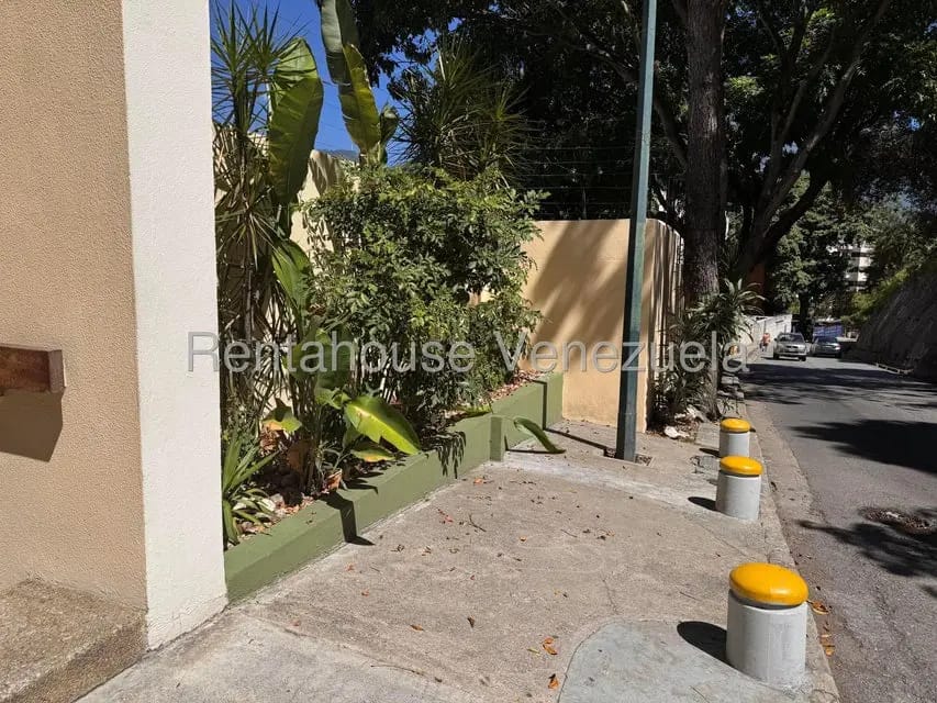Apartamento (1 Nivel) en Alquiler en Colinas de Bello Monte, Distrito Metropolitano - 3