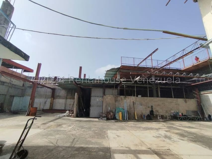 Comercial (Edificio) en Venta en Carretera Nacional El Carmen, Carabobo - 18