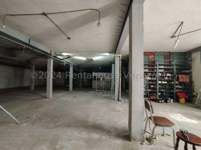 Comercial (Edificio) en Venta en Carretera Nacional El Carmen, Carabobo - 29