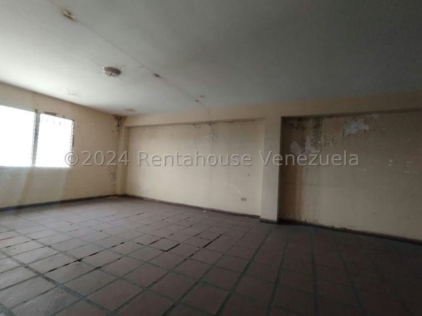 Comercial (Edificio) en Venta en Carretera Nacional El Carmen, Carabobo - 61