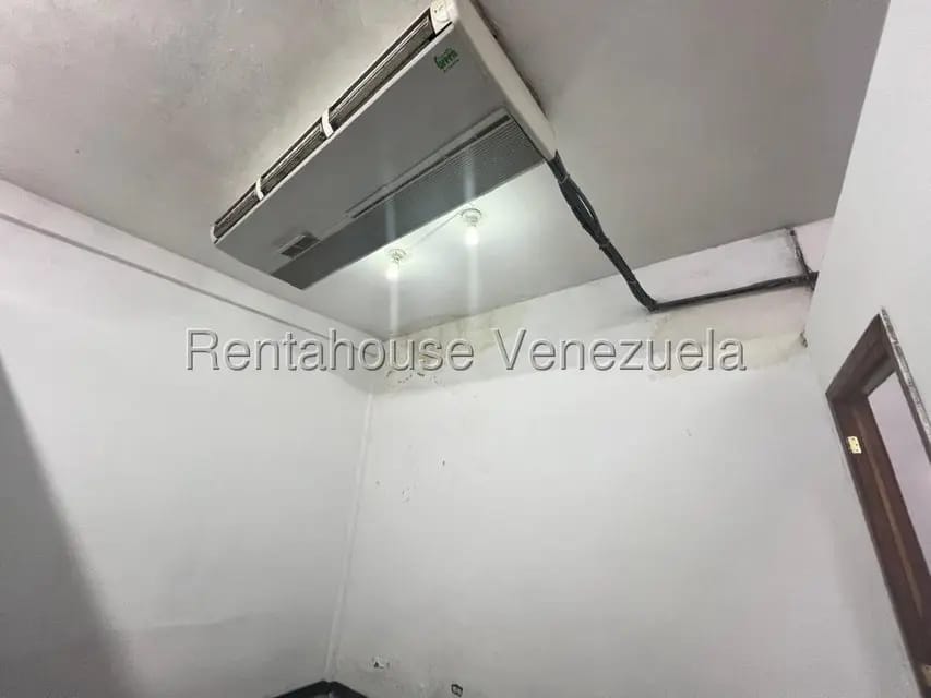 Comercial (Local Comercial) en Alquiler en Centro, Lara - 11