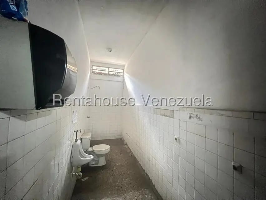 Comercial (Local Comercial) en Alquiler en Centro, Lara - 12