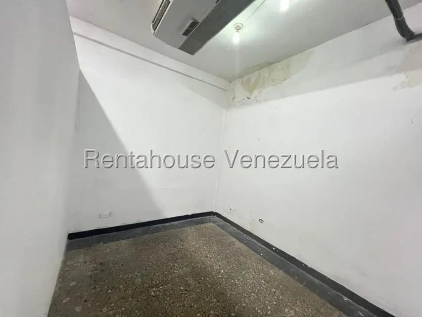 Comercial (Local Comercial) en Alquiler en Centro, Lara - 10