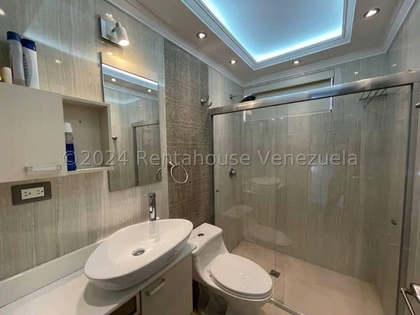 Casa (1 Nivel) en Venta en Bosques de la Lagunita, Distrito Metropolitano - 41