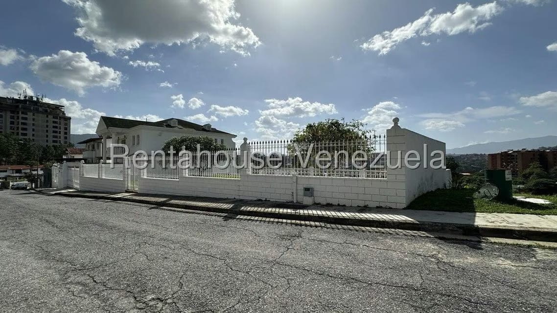 Casa (Multipes Niveles) en Venta en La Tahona, Distrito Metropolitano - 2