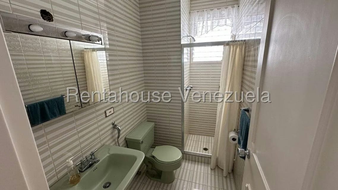 Casa (Multipes Niveles) en Venta en La Tahona, Distrito Metropolitano - 52