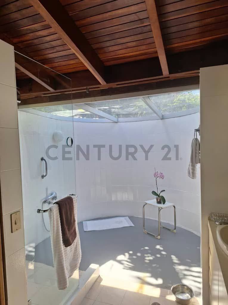 Casa en venta Urb Cerro Verde Baruta Caracas - 14