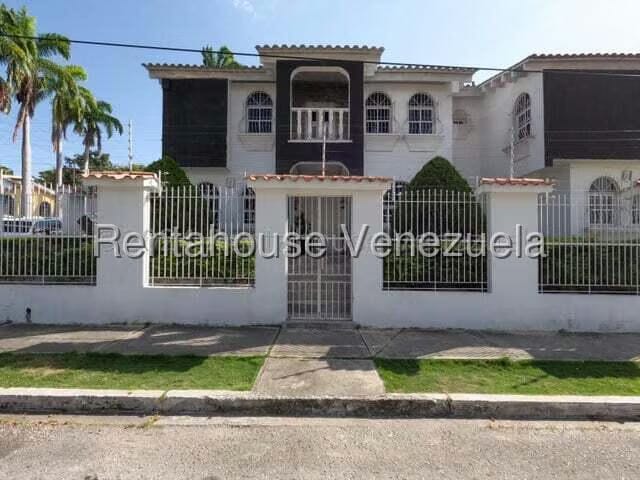 Casa (Duplex) en Venta en Colinas De Santa Rosa, Lara