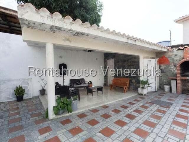 Casa (Duplex) en Venta en Colinas De Santa Rosa, Lara - 24
