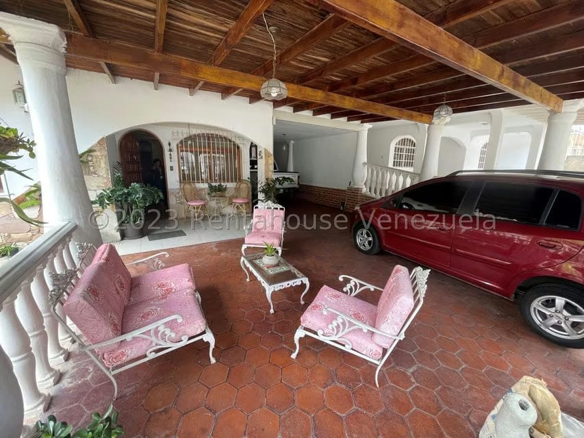 Casa (Multipes Niveles) en Venta en Colinas de Carrizal, Miranda - 4