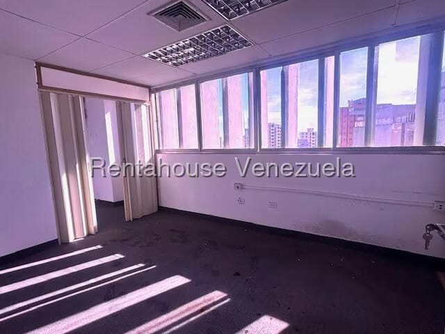 Comercial (Oficina) en Venta en 5 de Julio, Zulia - 8