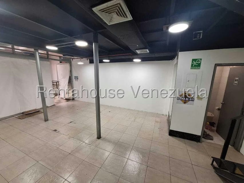 Comercial (Local Comercial) en Venta en Terrazas del Club Hipico, Distrito Metropolitano - 4