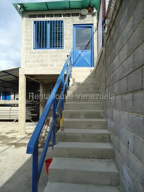 Comercial (Galpon - Deposito) en Venta en Santa Teresa del Tuy, Miranda