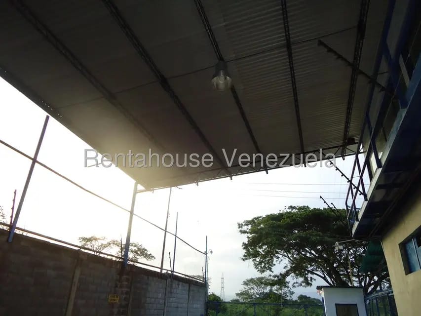 Comercial (Galpon - Deposito) en Venta en Santa Teresa del Tuy, Miranda - 9