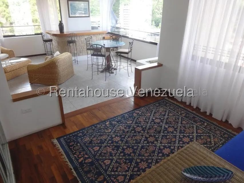 Apartamento (1 Nivel) en Alquiler en Las Esmeraldas, Distrito Metropolitano - 20