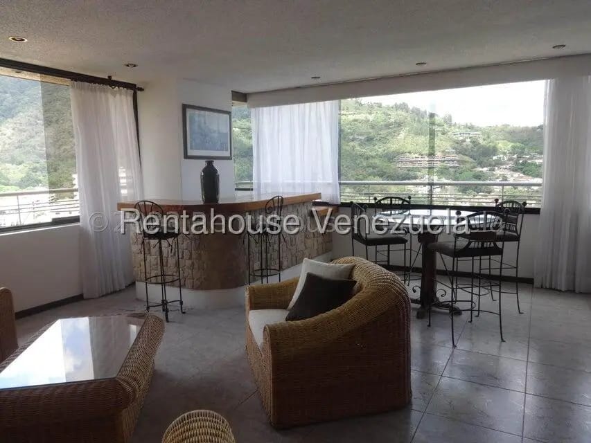 Apartamento (1 Nivel) en Alquiler en Las Esmeraldas, Distrito Metropolitano - 21