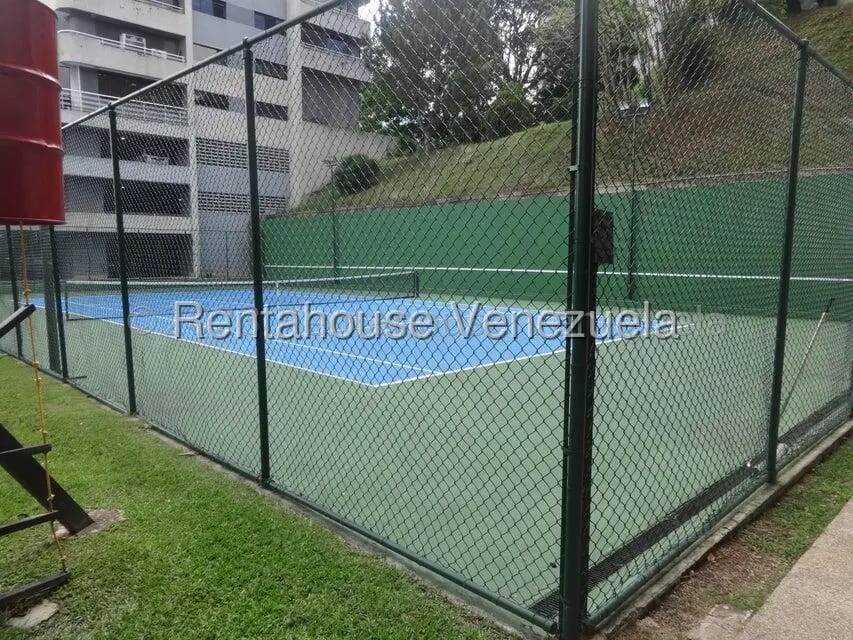 Apartamento (1 Nivel) en Alquiler en Las Esmeraldas, Distrito Metropolitano - 28