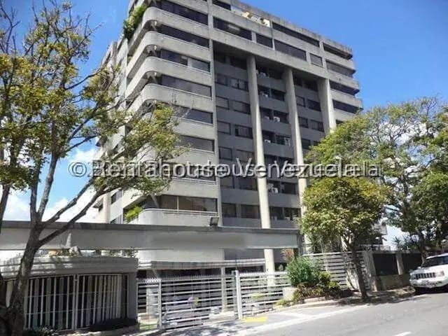 Apartamento (1 Nivel) en Alquiler en Las Esmeraldas, Distrito Metropolitano - 30