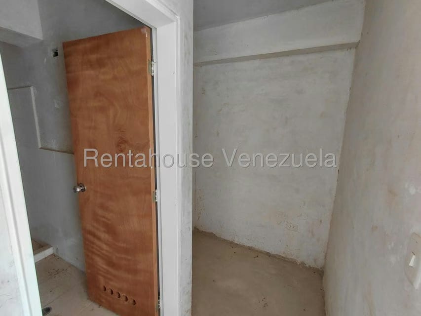 Apartamento (1 Nivel) en Venta en Miravila, Distrito Metropolitano - 13