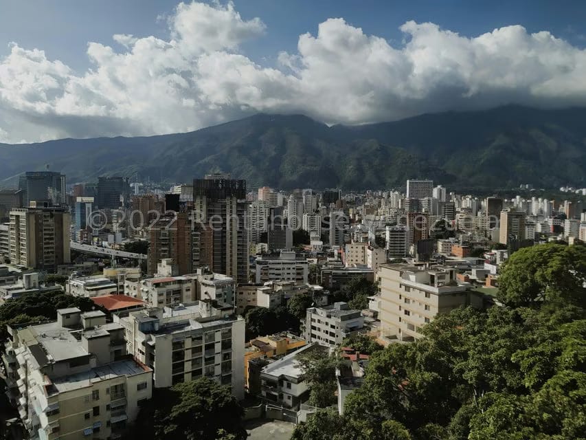 Apartamento (Penthouse) en Venta en Colinas de Bello Monte, Distrito Metropolitano - 17