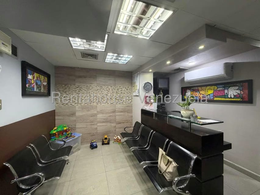 Comercial (Local Comercial) en Venta en La Campiña, Distrito Metropolitano - 6
