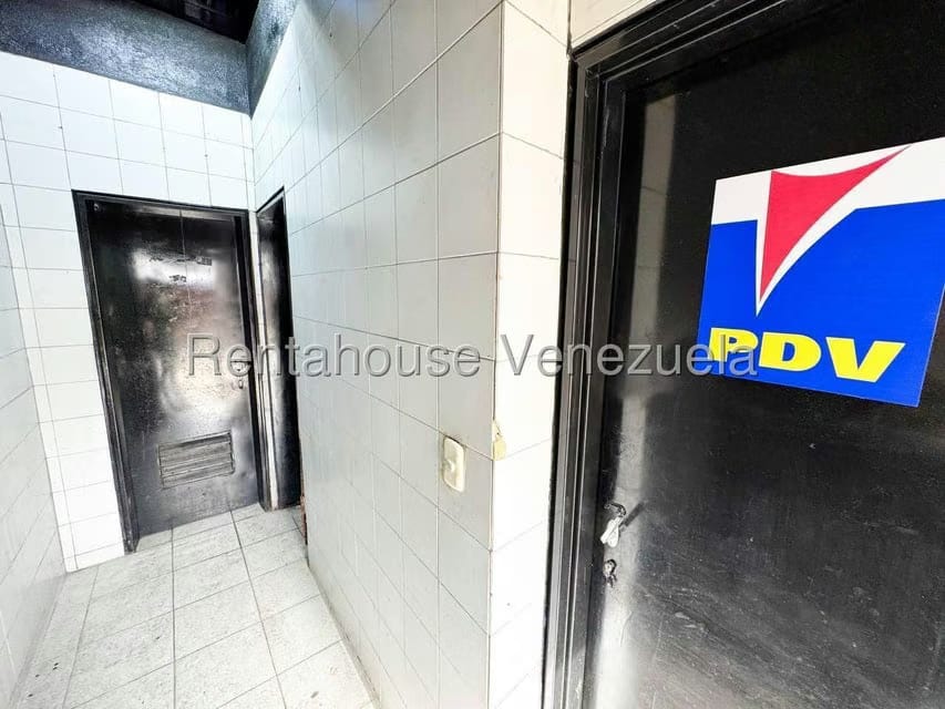 Comercial (Local Comercial) en Venta en Parroquia San Agustin, Distrito Metropolitano - 20
